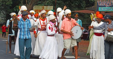 DHANAGAR DANCERS ON THE STREET