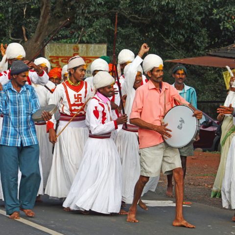 DHANAGAR DANCERS ON THE STREET