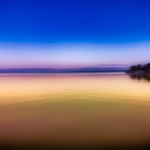 Balaton lake at night