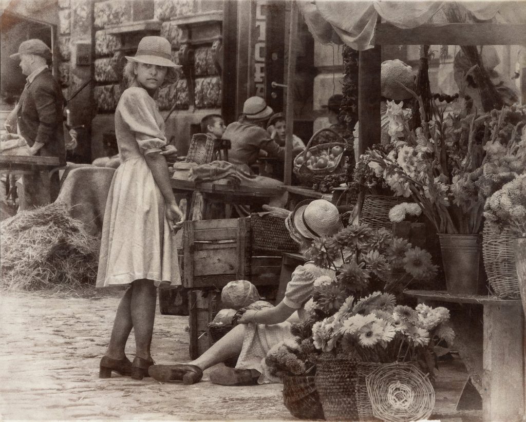 NO TITLE53(albumen print) Exibart Street