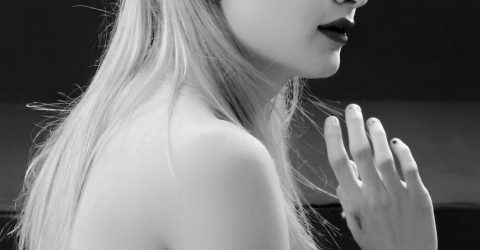the porcelain girl