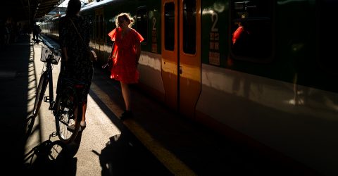 Red dress – Tomasz Baranski