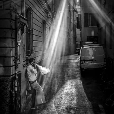 Il barista all’angolo di Via delle Oche