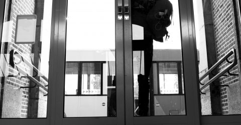 Ouvrez-moi la porte.