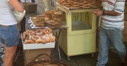 Breakfast on the street