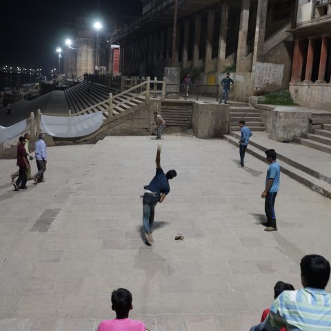 NIGHT MATCH