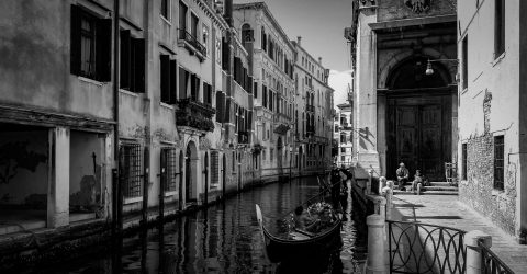 Hide in Venice