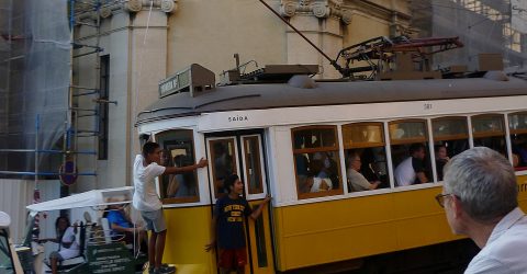 Tram 28