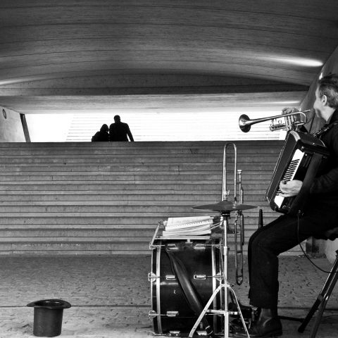 Tunnel music